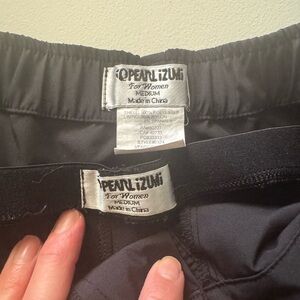 Pearl Izumi Women's Dark Gray Bike Shorts